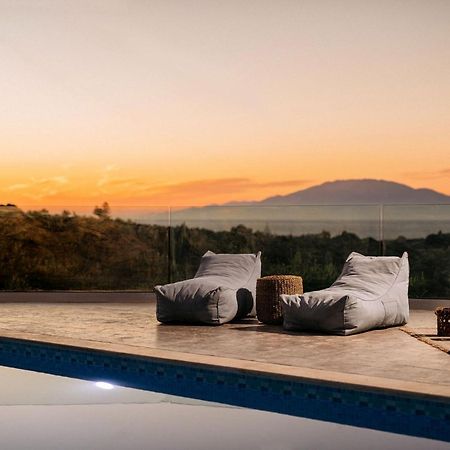 Villa Venia - Cozy Escape With Scenic Sew View, By Zantewize Tragaki Extérieur photo
