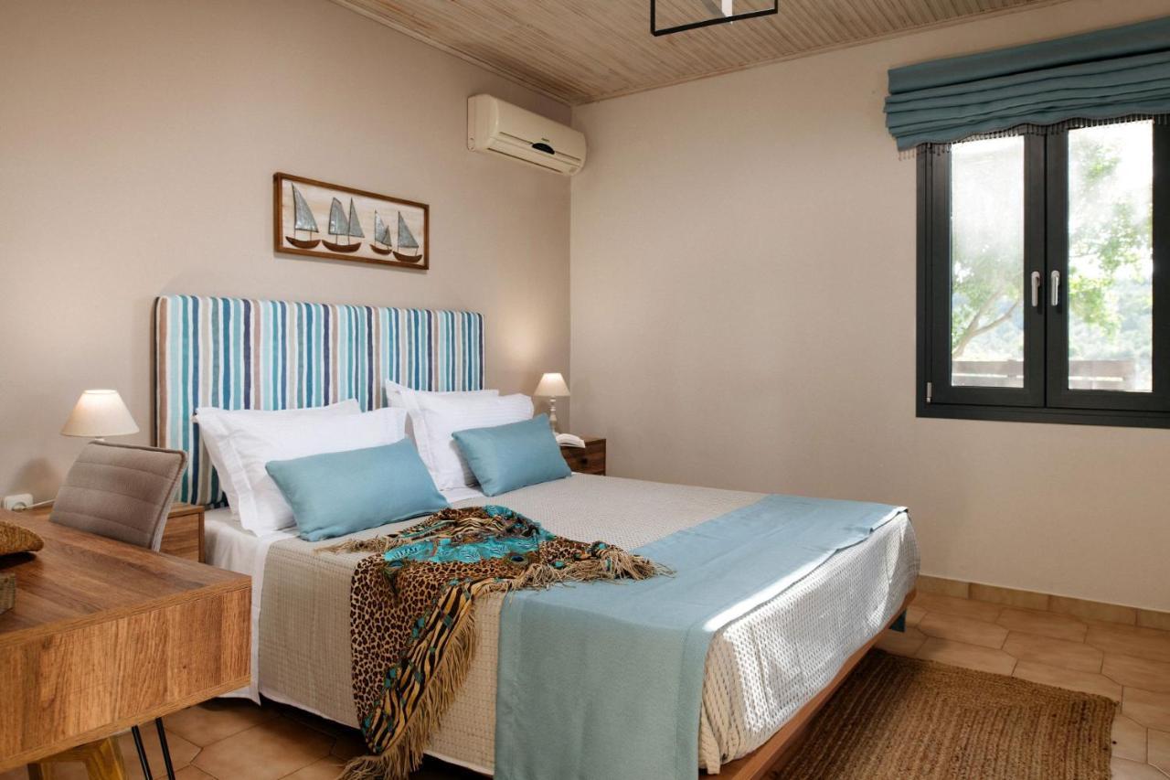 Villa Venia - Cozy Escape With Scenic Sew View, By Zantewize Tragaki Extérieur photo